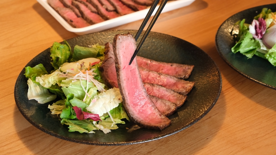 【和牛たたき夕食付】海沿いに建つタイニーハウス 　1棟貸切りプラン　1日1組限定※予約時確認事項あり