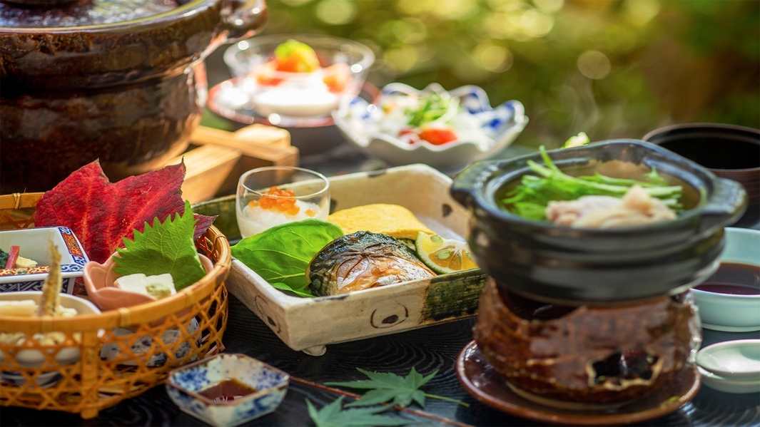 【OPEN記念・特別価格】各棟1日1組限定｜近江米の土鍋ご飯と選べる焼き魚の朝食付き 