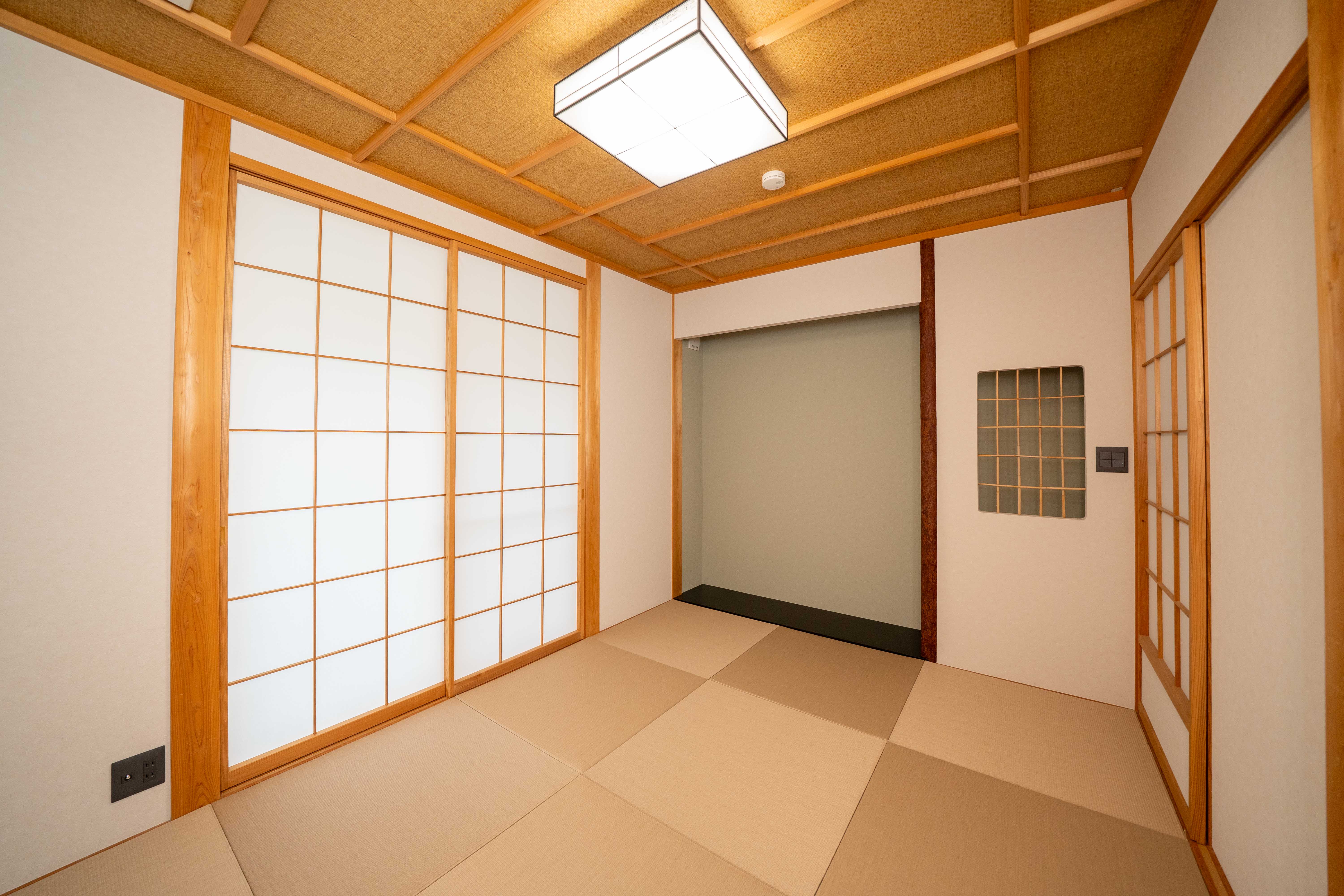 寝室３