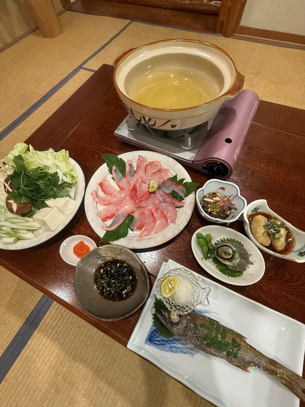 砂浜まで徒歩30秒　金目のしゃぶしゃぶ＋自獲れ魚　満腹プラン