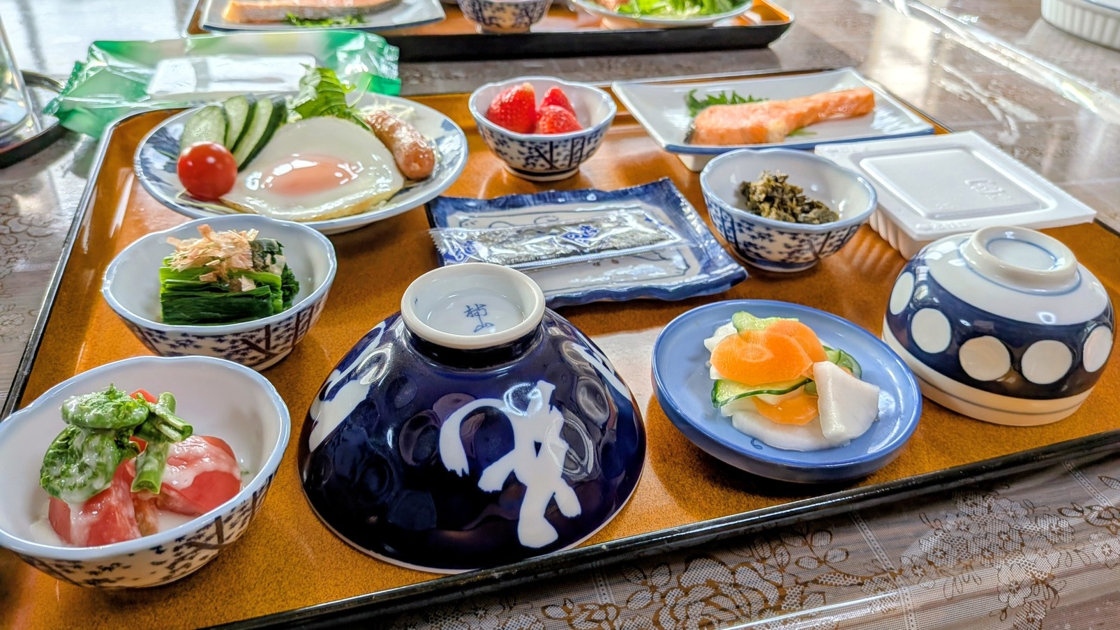 【南魚沼産コシヒカリ朝食付プラン】JR石打駅の近くです。コンビニ徒歩５分。清津峡、上越国際、石打。
