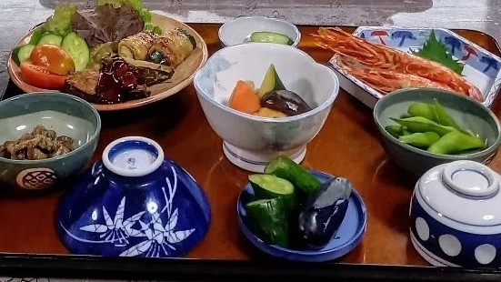 【17時後チェックイン〜翌朝８時半前チェックアウト・平日時短２食付きプラン】駐車場、洗濯機無料