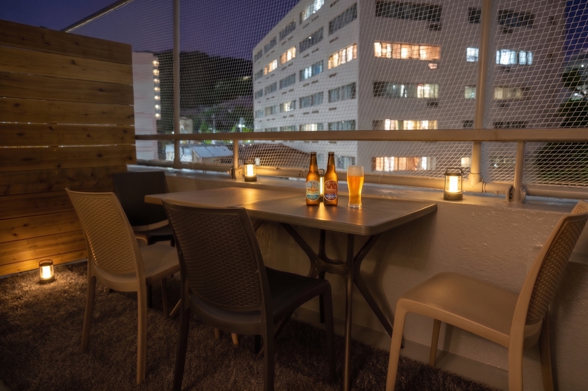 《Room for 4 guests》terrasse