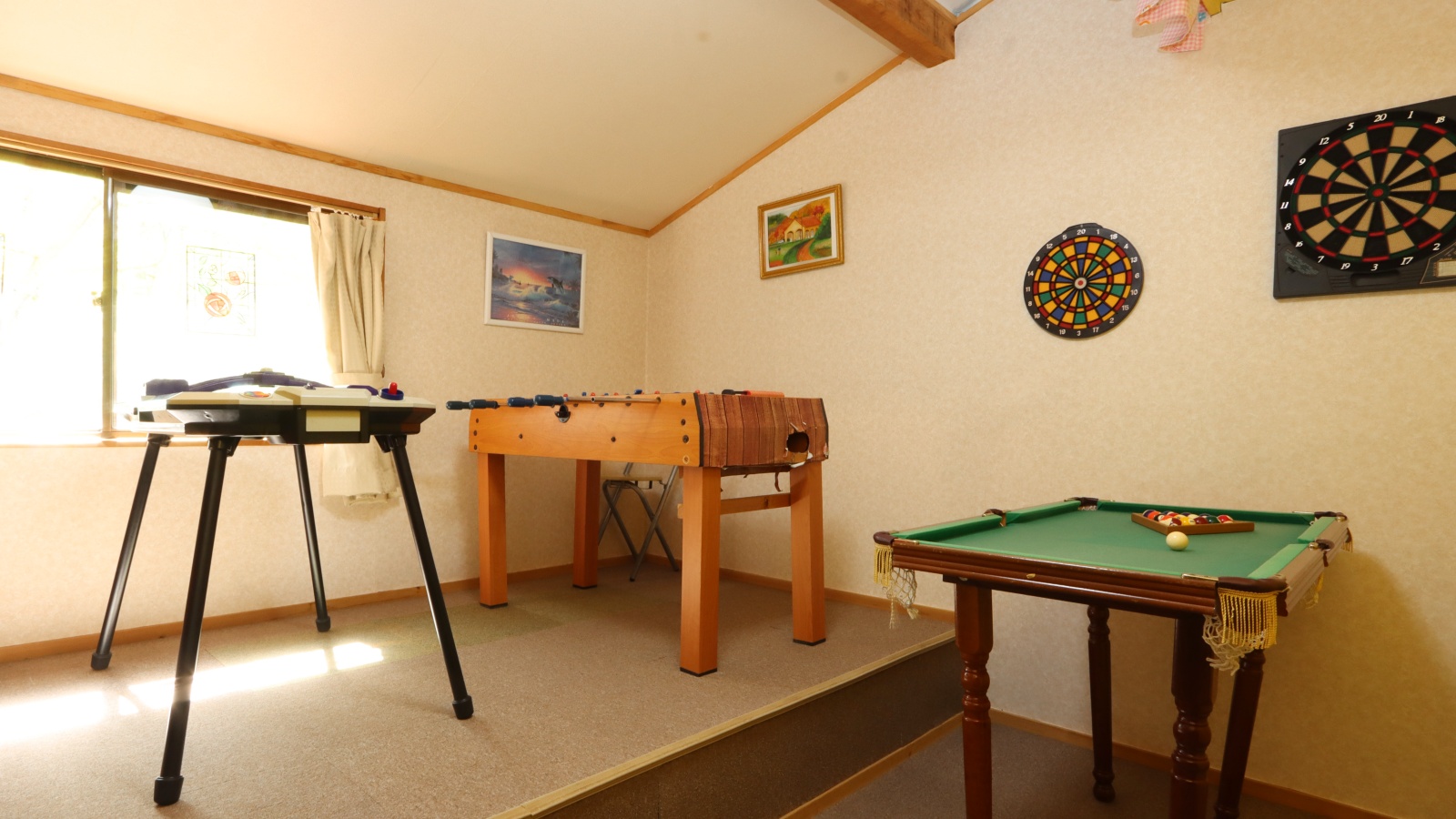 キッズルーム　お子様にとても喜ばれるエリアです♪