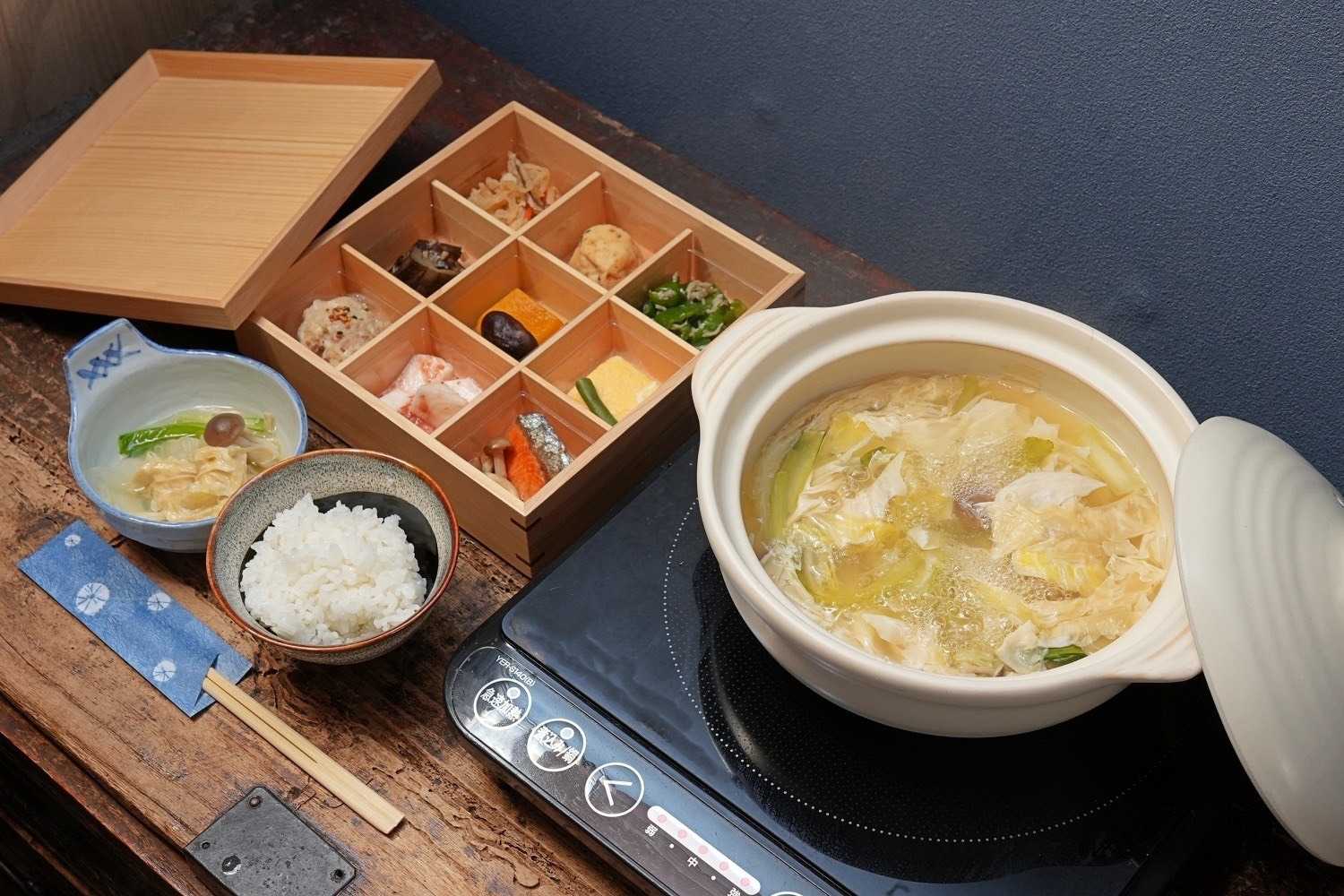 １泊朝食付プラン〇贅沢に町家ステイ【朝食は選べる3種鍋と九種彩り小鉢の和朝食orホットサンド】★
