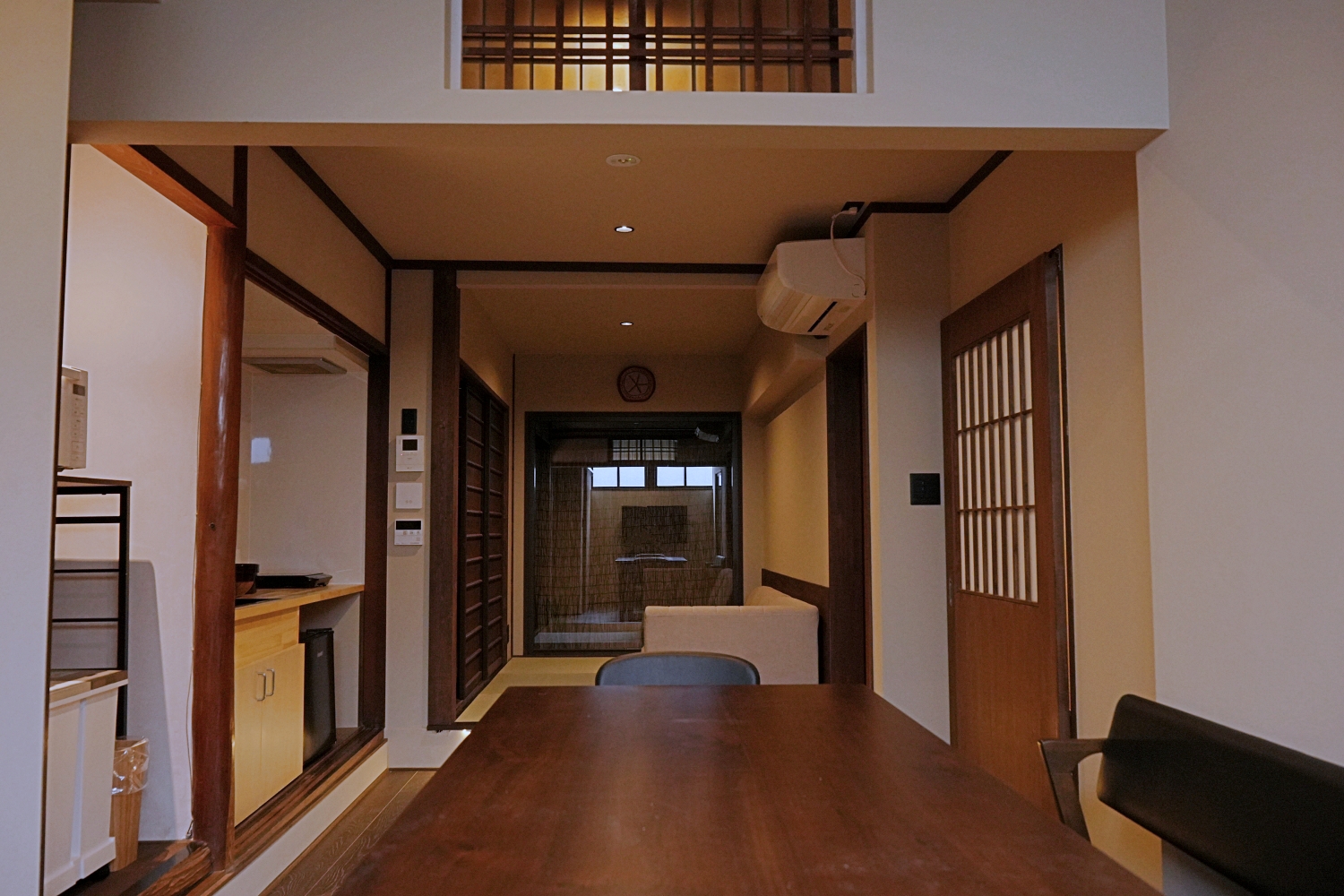 1階