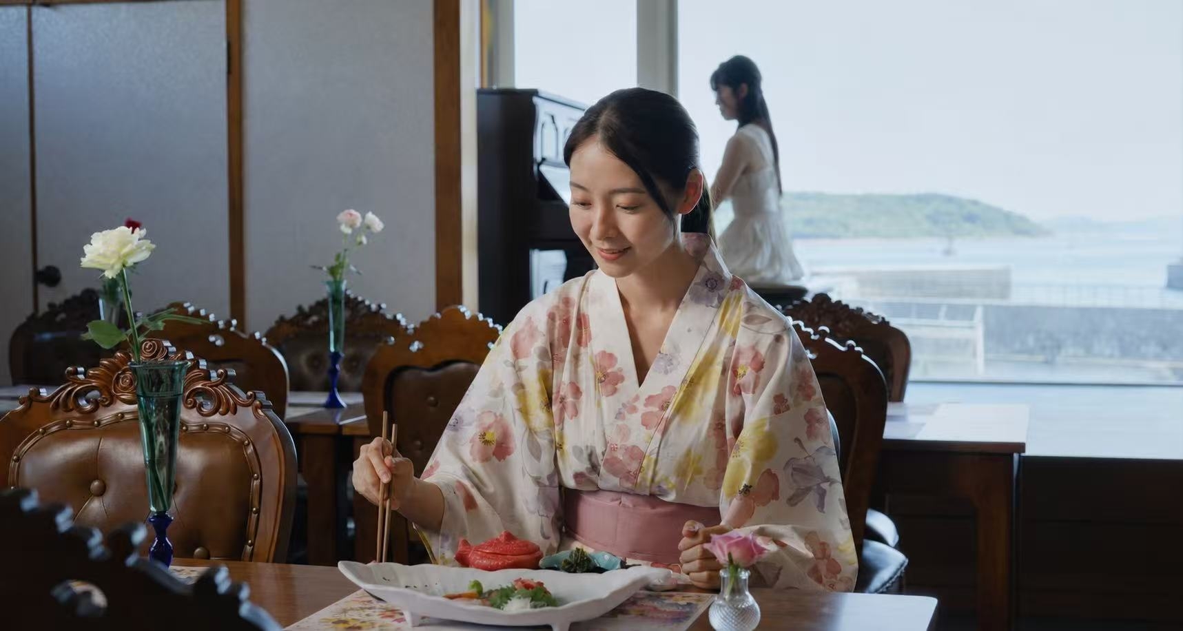 ♪花束・シャンパン・ケーキ等付【アニバーサリー】生簀鮑魚姿造り・三河牛・一色鰻付会席を音楽ホールで♪
