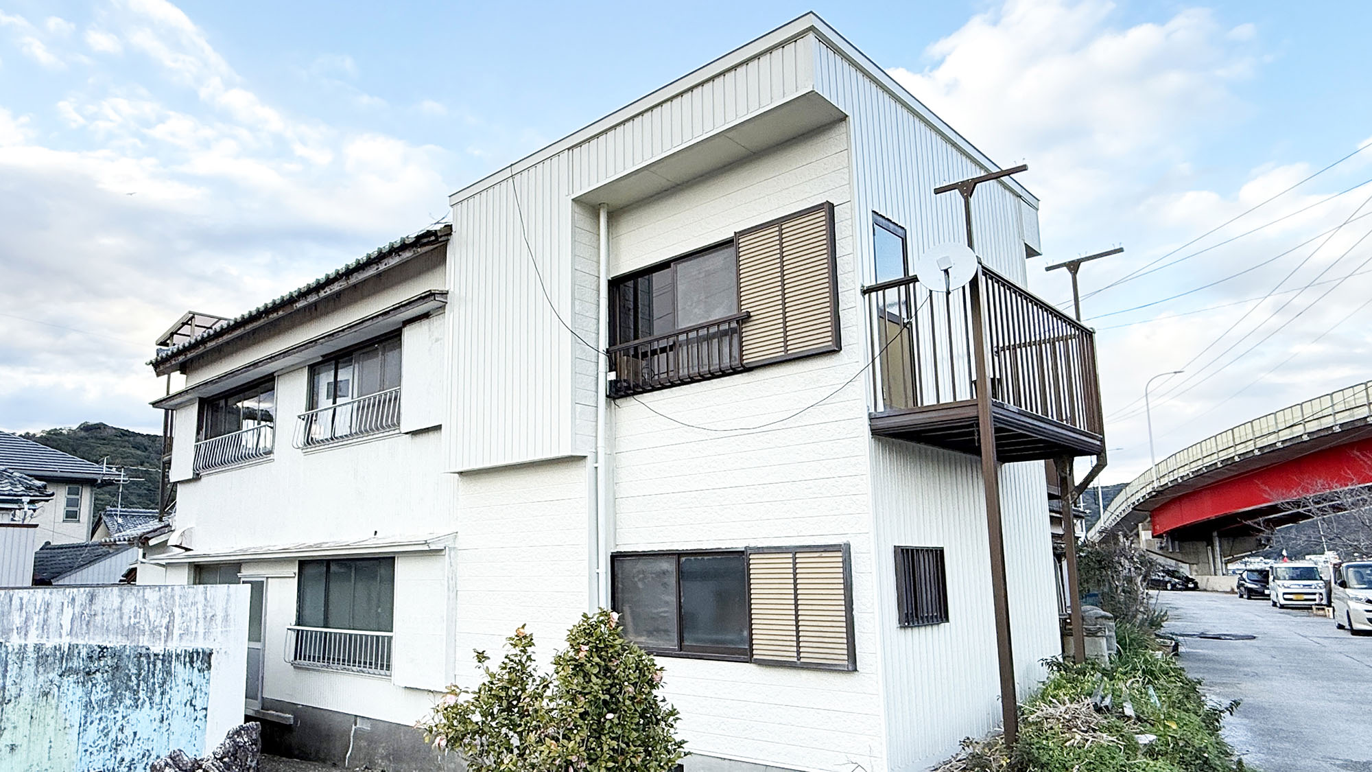 ・【外観】グループや合宿など一棟貸切にも対応。最大12名様まで宿泊可能です