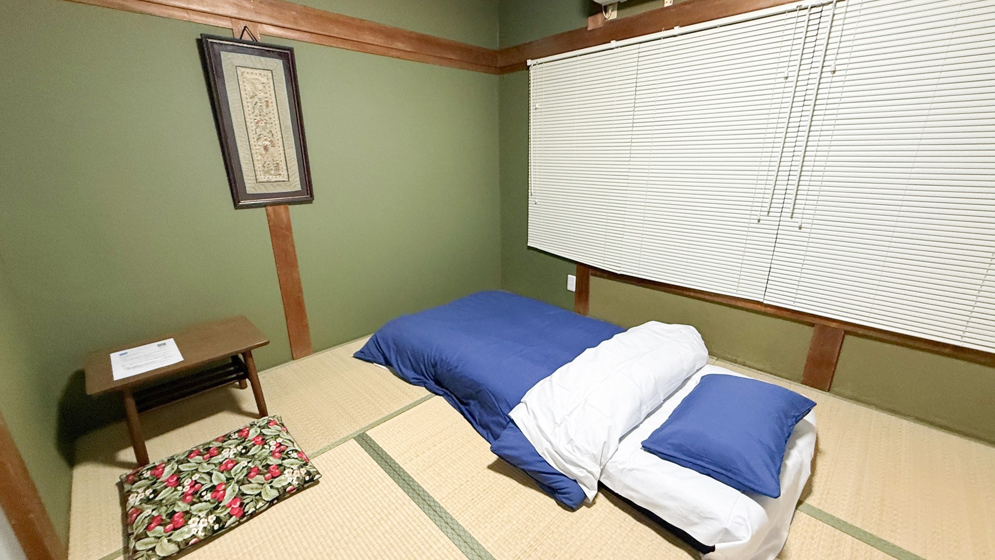 ・【1～2名用個室】飾り気のないシンプルな空間。宿は寝るだけという人に最適