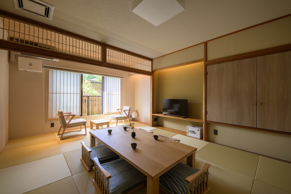 【4泊以上プラン】箱根仙石原｜大自然・観光便利｜源泉かけ流し温泉｜広々ラウンジ｜最大6名｜102牡丹