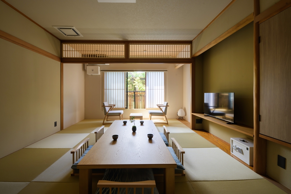 【4泊以上プラン】箱根仙石原｜大自然・観光便利｜源泉かけ流し温泉｜広々ラウンジ｜最大6名｜102牡丹