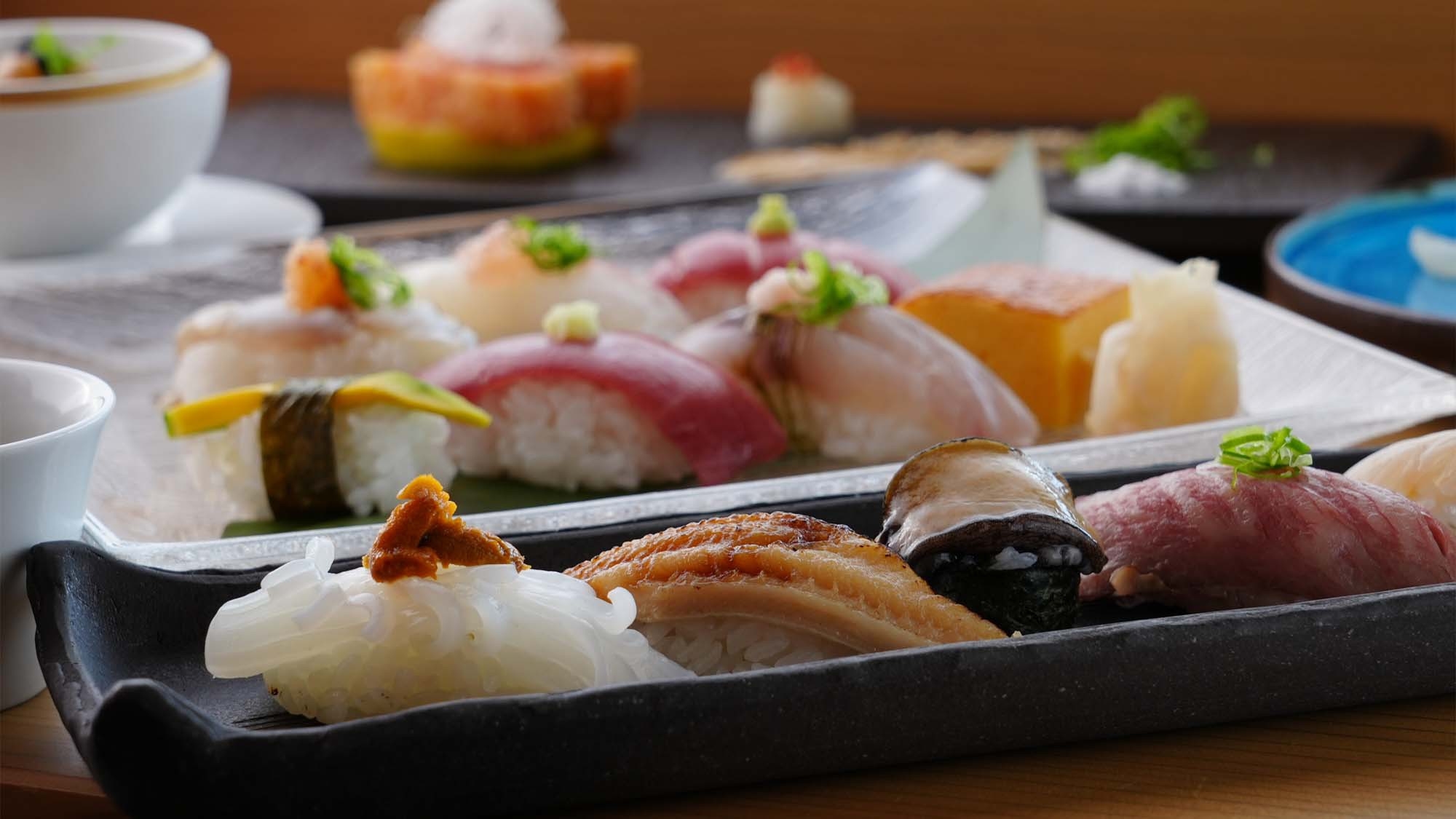 【鮨-SUSHI-】海の見えるカウンター席＜19:00〜＞食を旅する オールインクルーシブ／4組限定