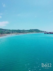 島へ入る橋の左側の景色