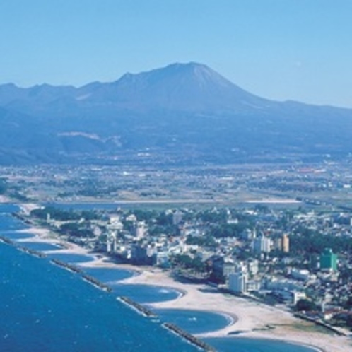 皆生温泉海岸と大山