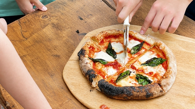 1日1組限定！ログハウス前で楽しむ本格ピザづくり体験プラン♪／ランチ・夕朝食付