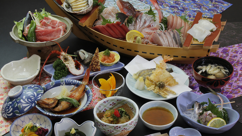 【漁師民宿定番】迷ったらコレ！獲れたて地魚で豪華舟盛☆鮮度の違いをご堪能あれ！［１泊２食］