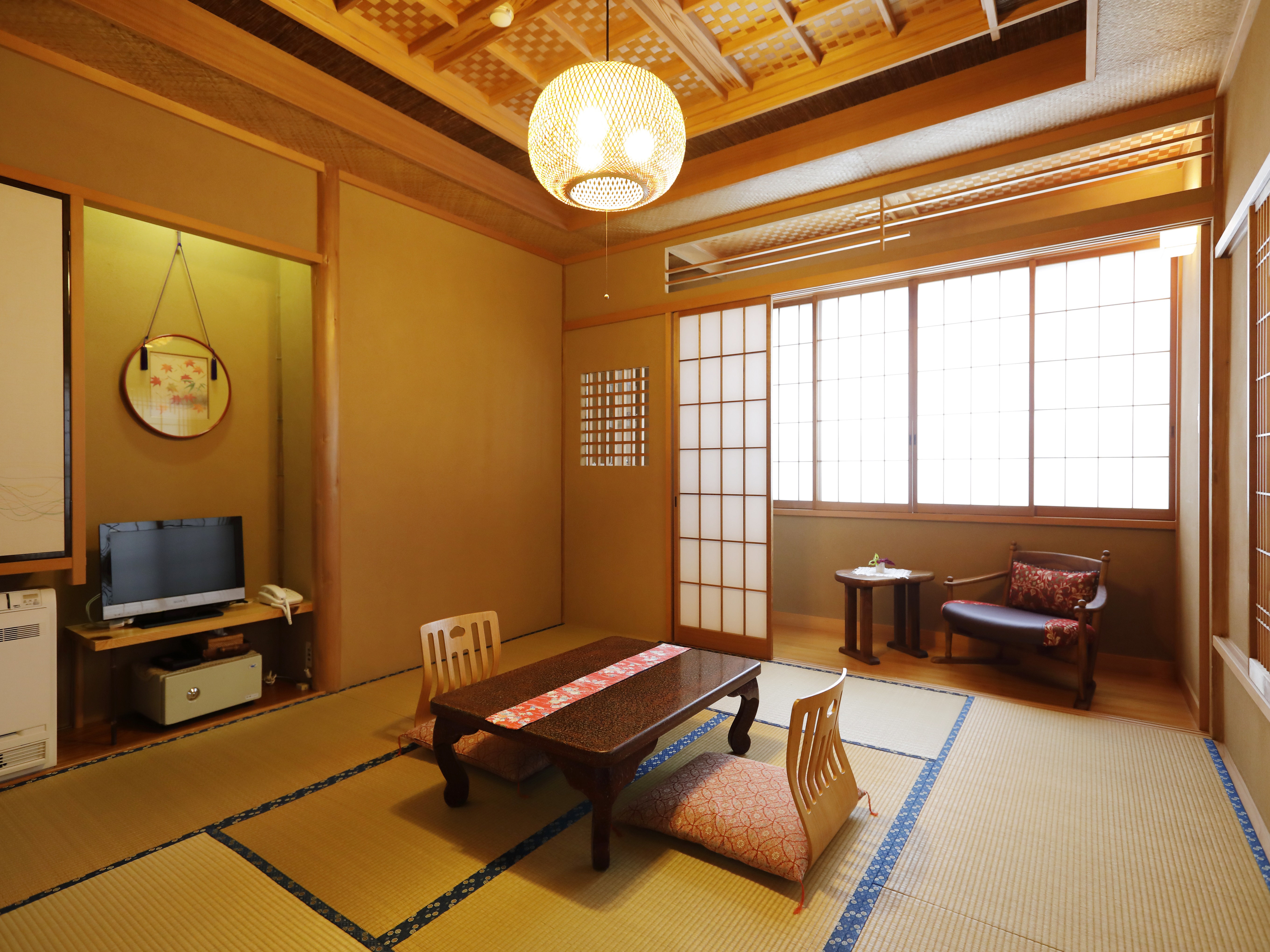 匠　こだわりの和風造りの部屋　紅葉の部屋