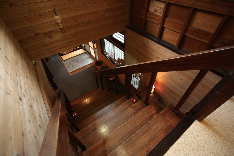 【直前割：10％オフ】【一棟貸切：2名〜7名】少人数で30％OFF！静かな森で過ごす貸切空間