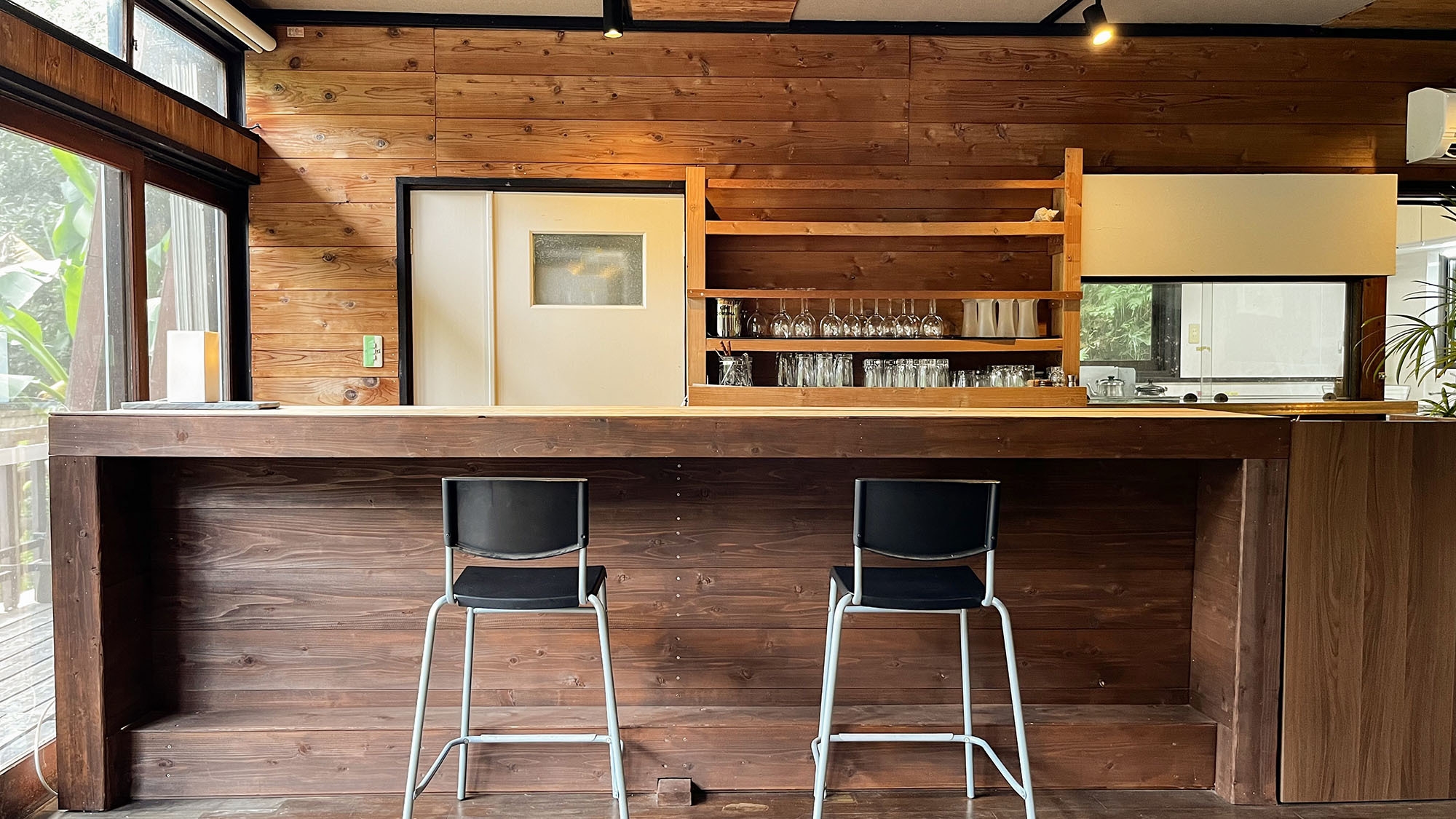 【一棟貸切（2名〜7名）】少人数で30％OFF！静かな森の中の貸切空間を少人数でゆったりと（素泊）