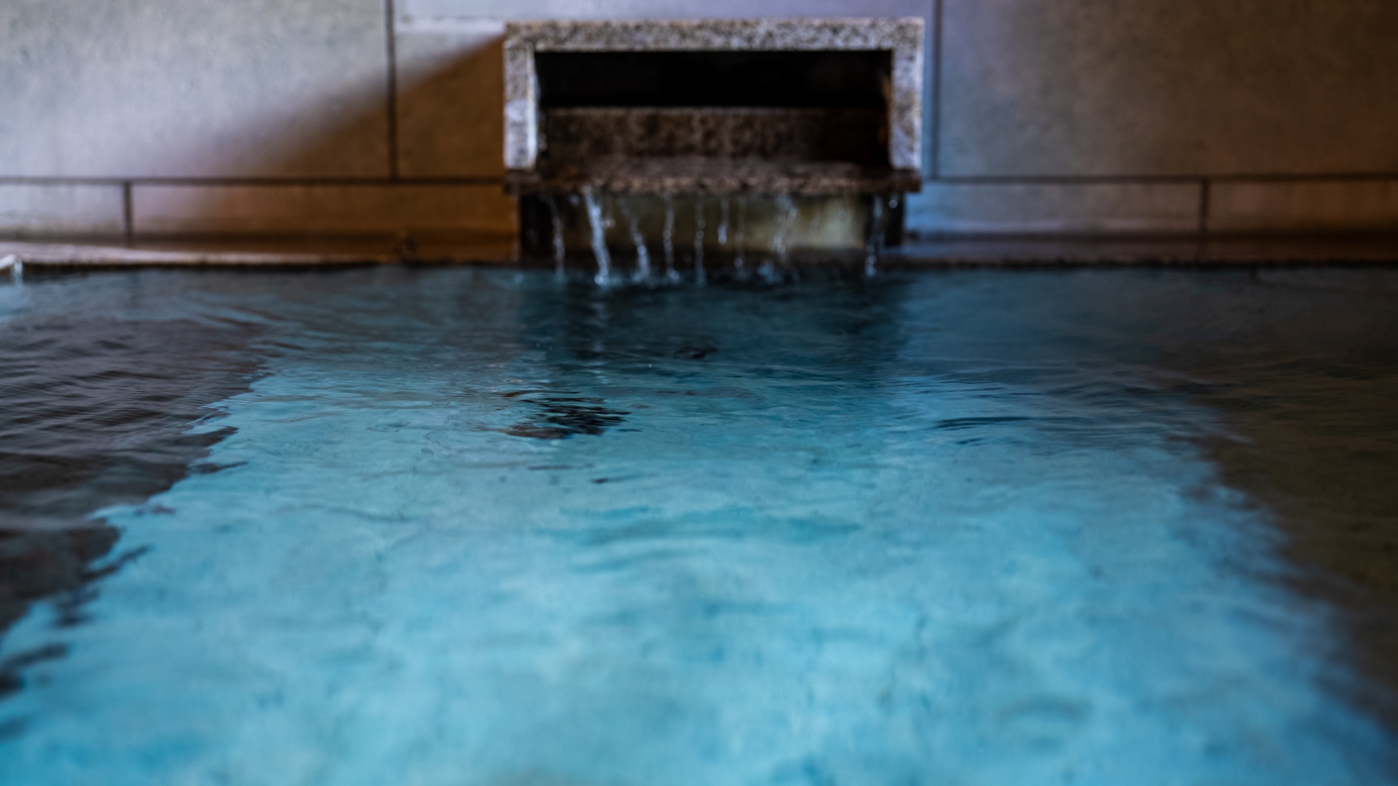 【家族風呂　福万の湯】肌あたりの優しい単純温泉で誰の肌にもなじみやすいやさしいお湯です。