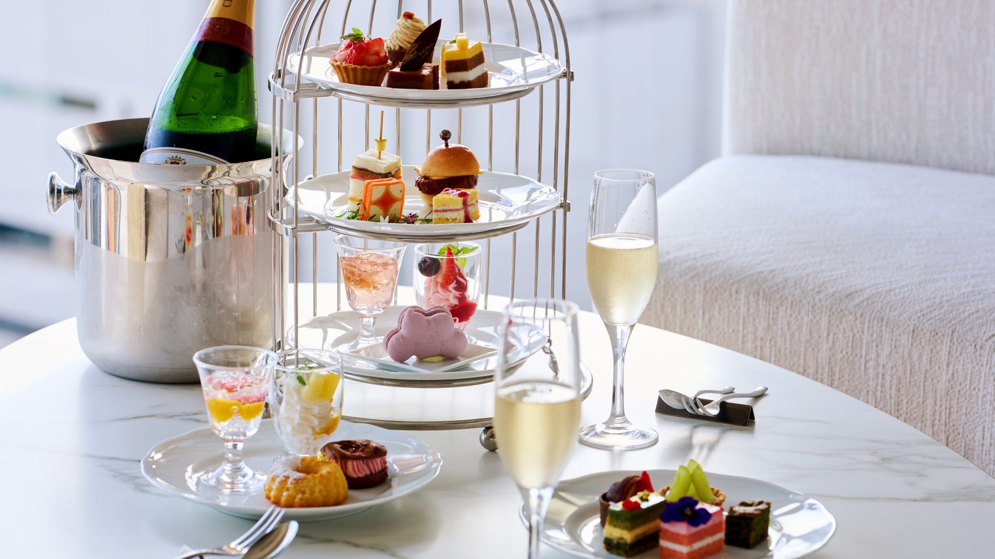 【エスパシオフロア専用ラウンジ】～お好みでカスタマイズ～ 自分だけのアフタヌーンティー