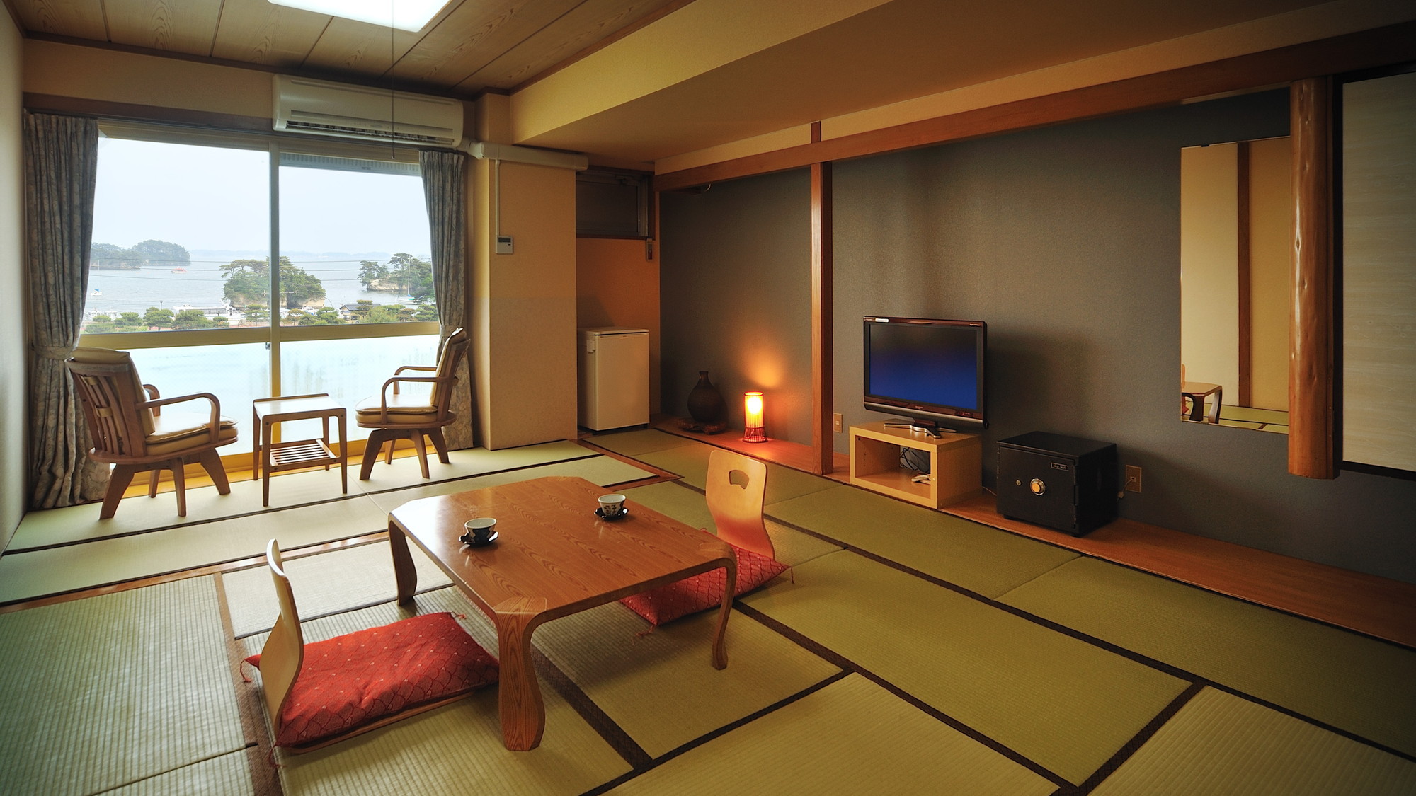 松島湾を望むお部屋