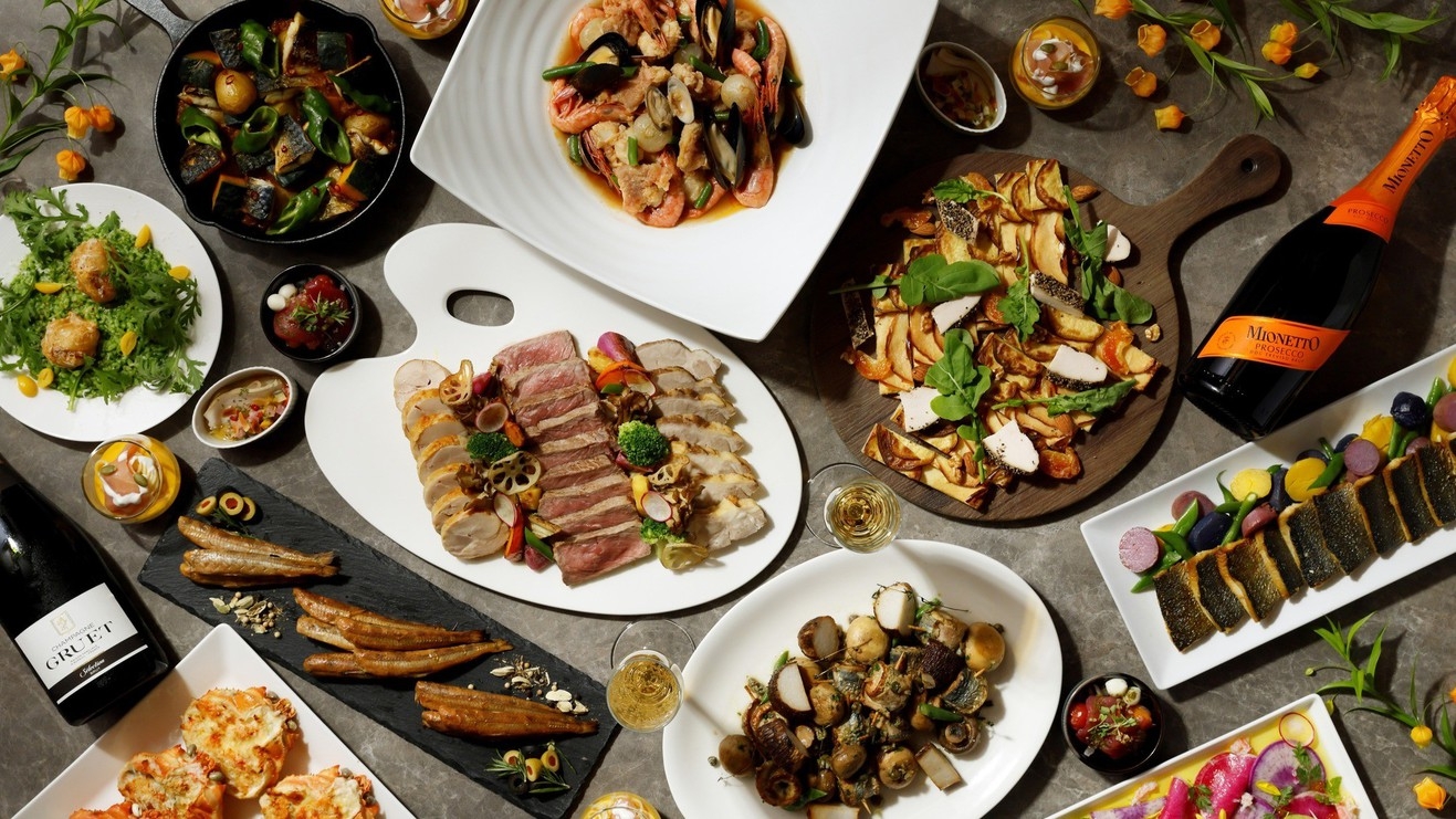 【ホテルで楽しむディナーバイキング】9月〜「秋のごちそう図鑑　彩り豊かに、味わい深く」＜夕・朝食付＞