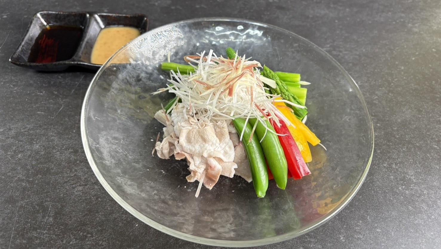 【禁煙】〈朝夕2食付〉彩り野菜と冷しゃぶのミニうな丼和膳