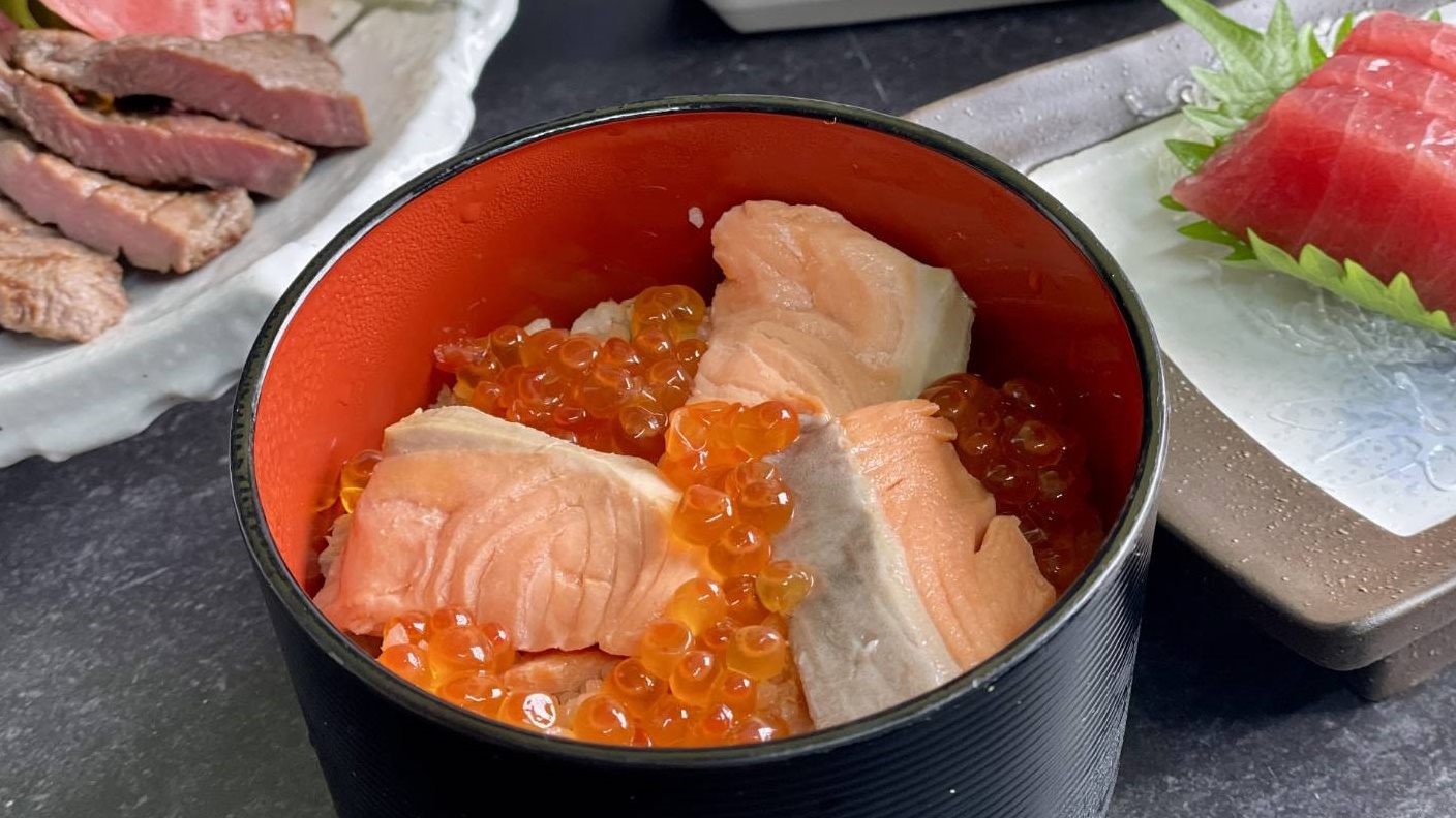 【禁煙】＜朝夕2食付＞みやぎ秋の郷土料理　はらこ飯と仙台牛タン焼き御膳