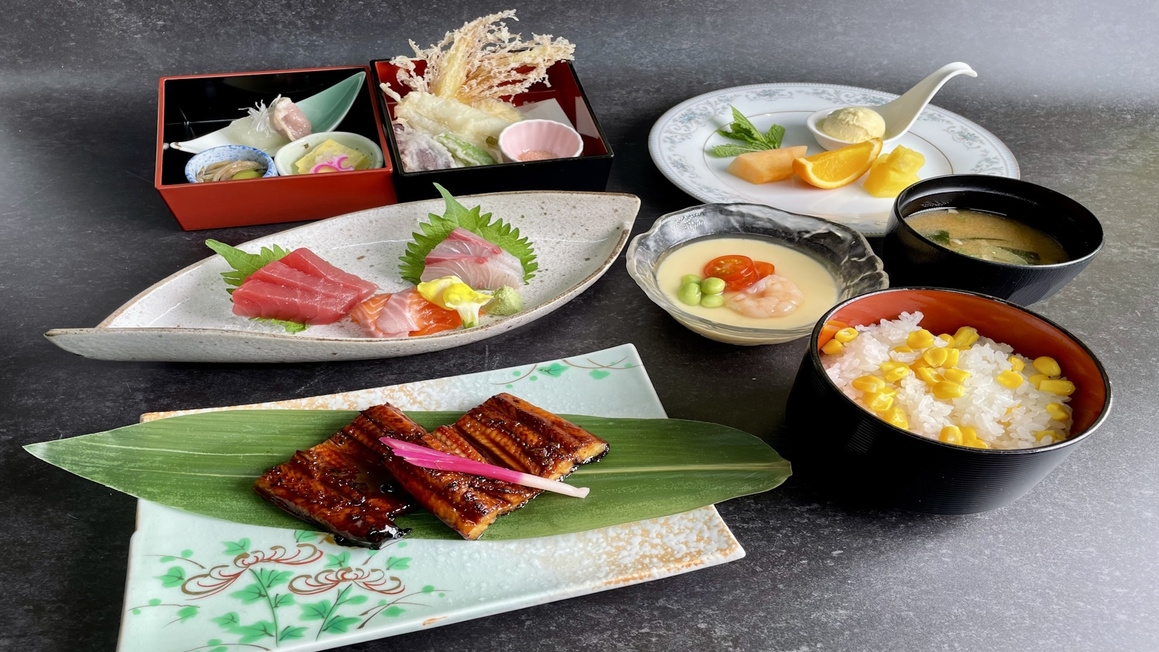 【禁煙】＜朝夕2食付＞夏季限定！季節の恵みを五感で味わう涼彩（りょうさい）和膳