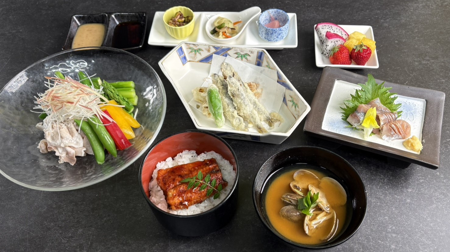 【禁煙】〈朝夕2食付〉彩り野菜と冷しゃぶのミニうな丼和膳