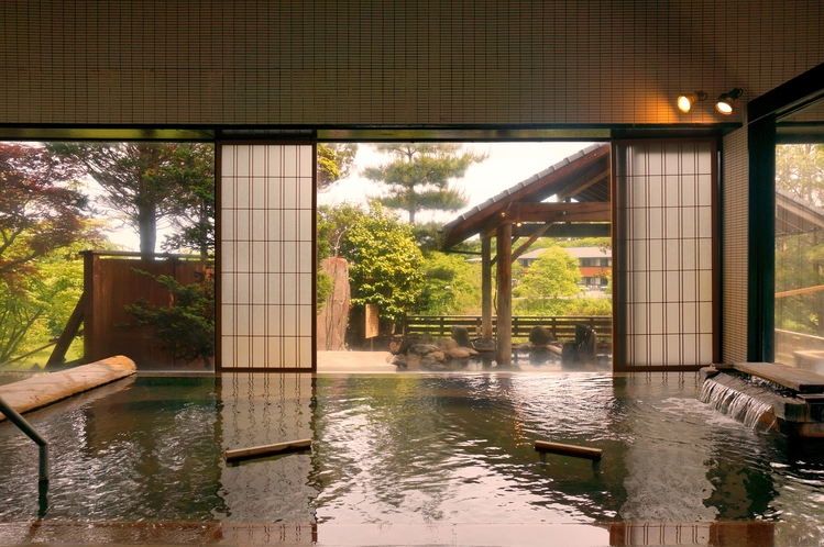 男性大浴場「錦の湯」内湯