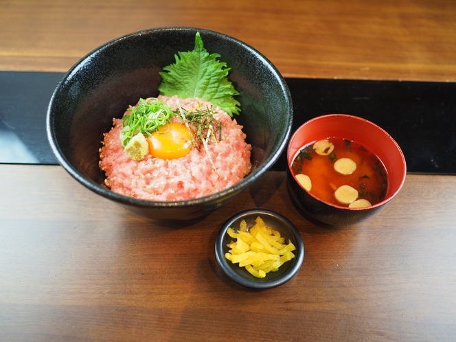 まぐろネギトロ丼