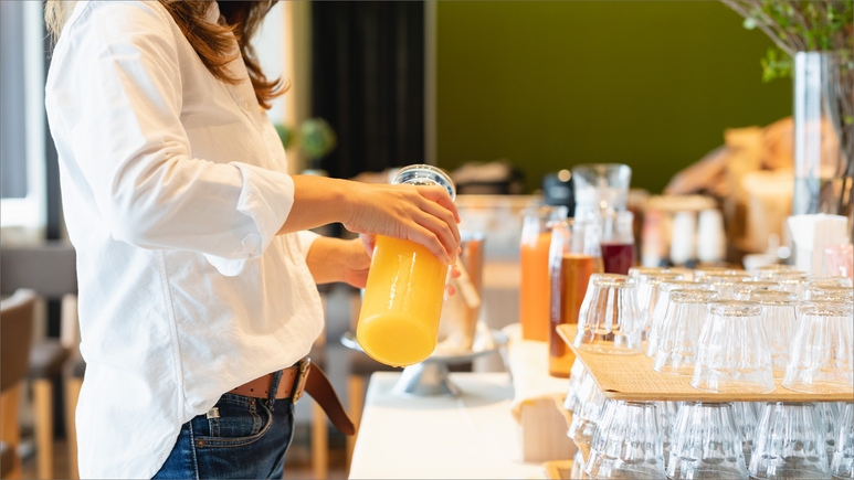 【日・月限定】朝を少し特別に 人気朝食付きお得プラン