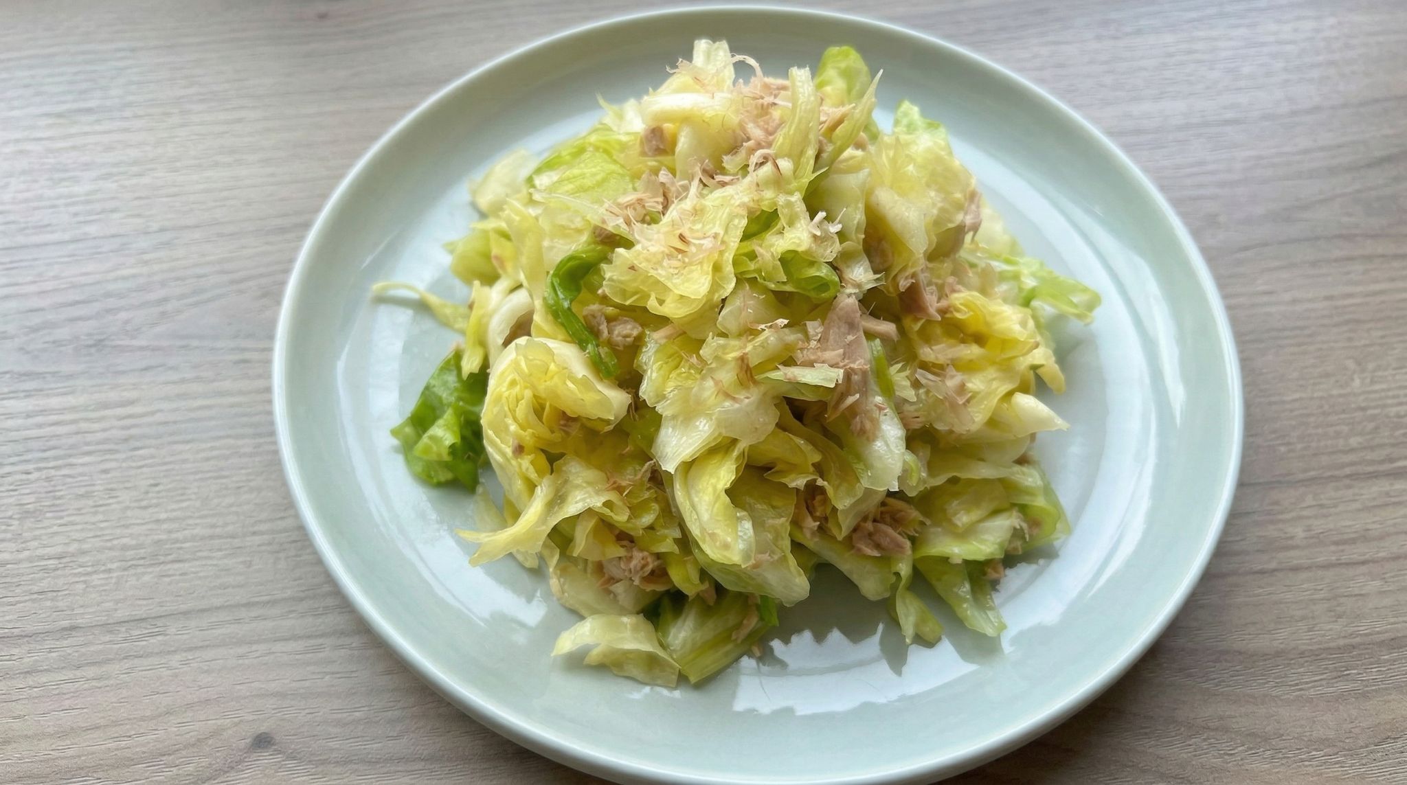 朝食のメニュー例～春キャベツのポン酢ツナ和え～