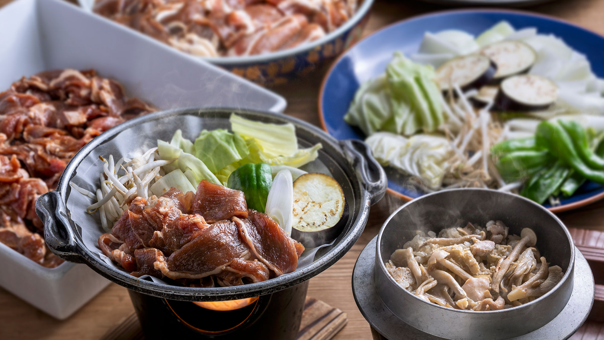 【バイキング】自分で着火するファイヤーグルメ！ラムvs豚肉ジンギスカンや釜めしを熱々でどうぞ。