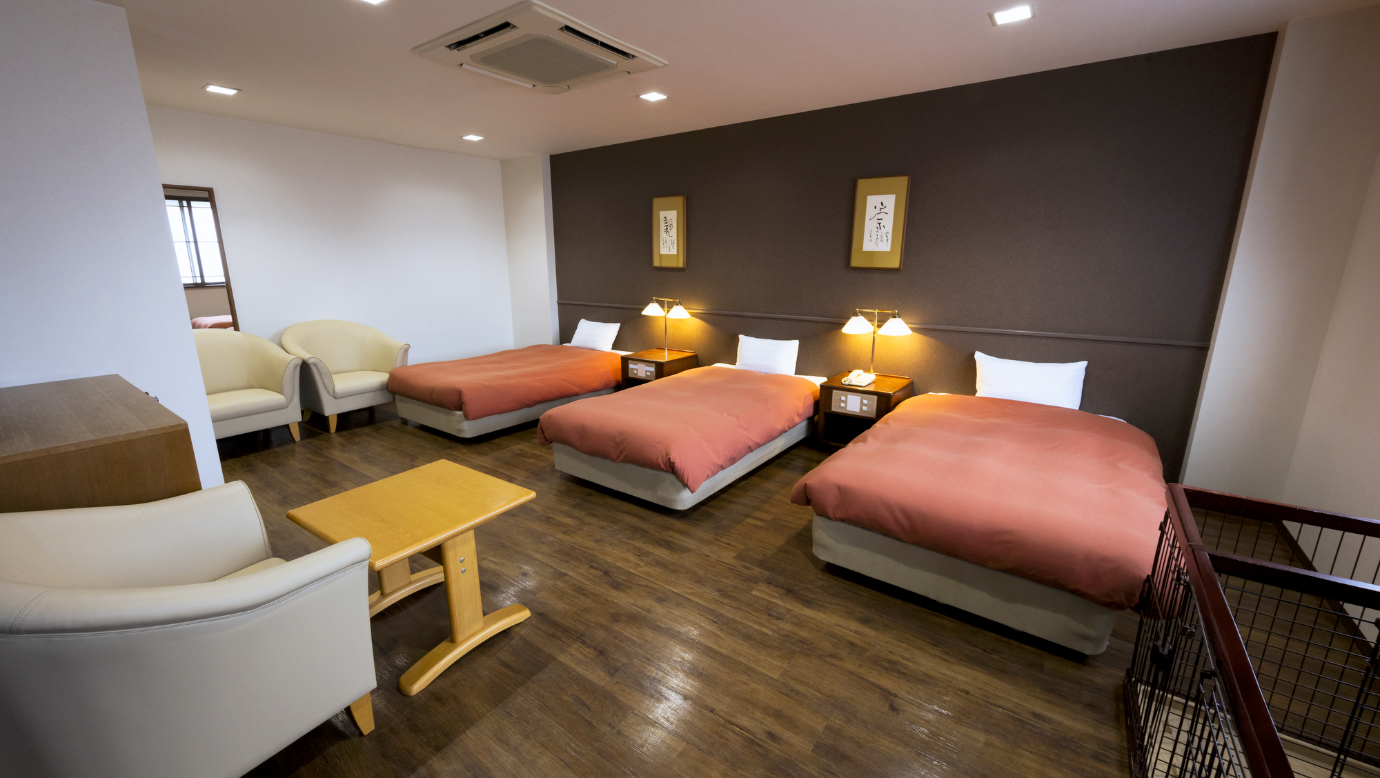 【ワンちゃん洋室】大切なワンちゃんと一緒に過ごせるトリプルタイプ※イメージ