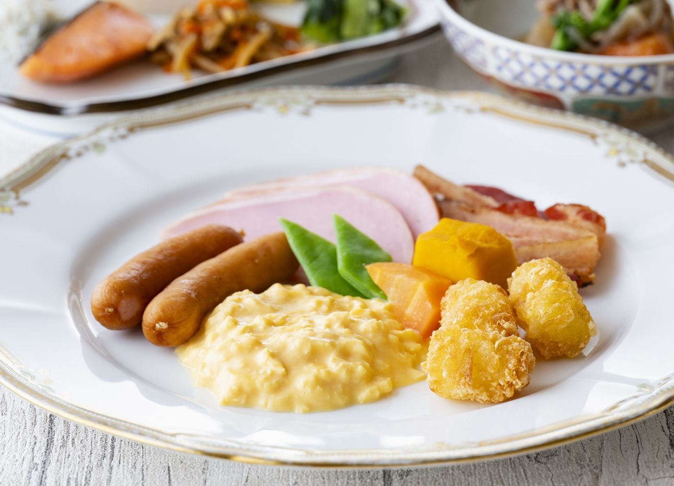【館内レストラン利用券付】2，000円分の利用券とレイトアウト付きプラン≪朝食付き≫