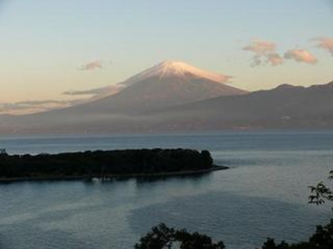 富士山　傘と夕焼け