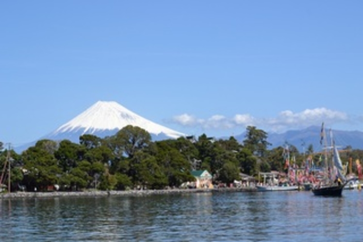 ４月４日　大瀬祭りと富士山
