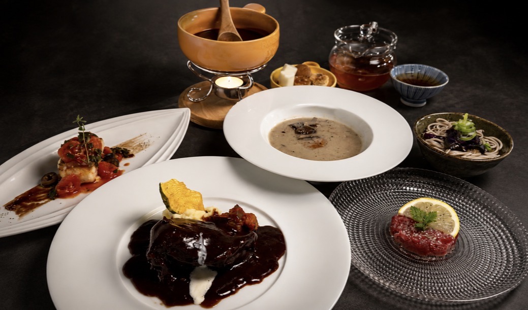 コース料理ディナー　例