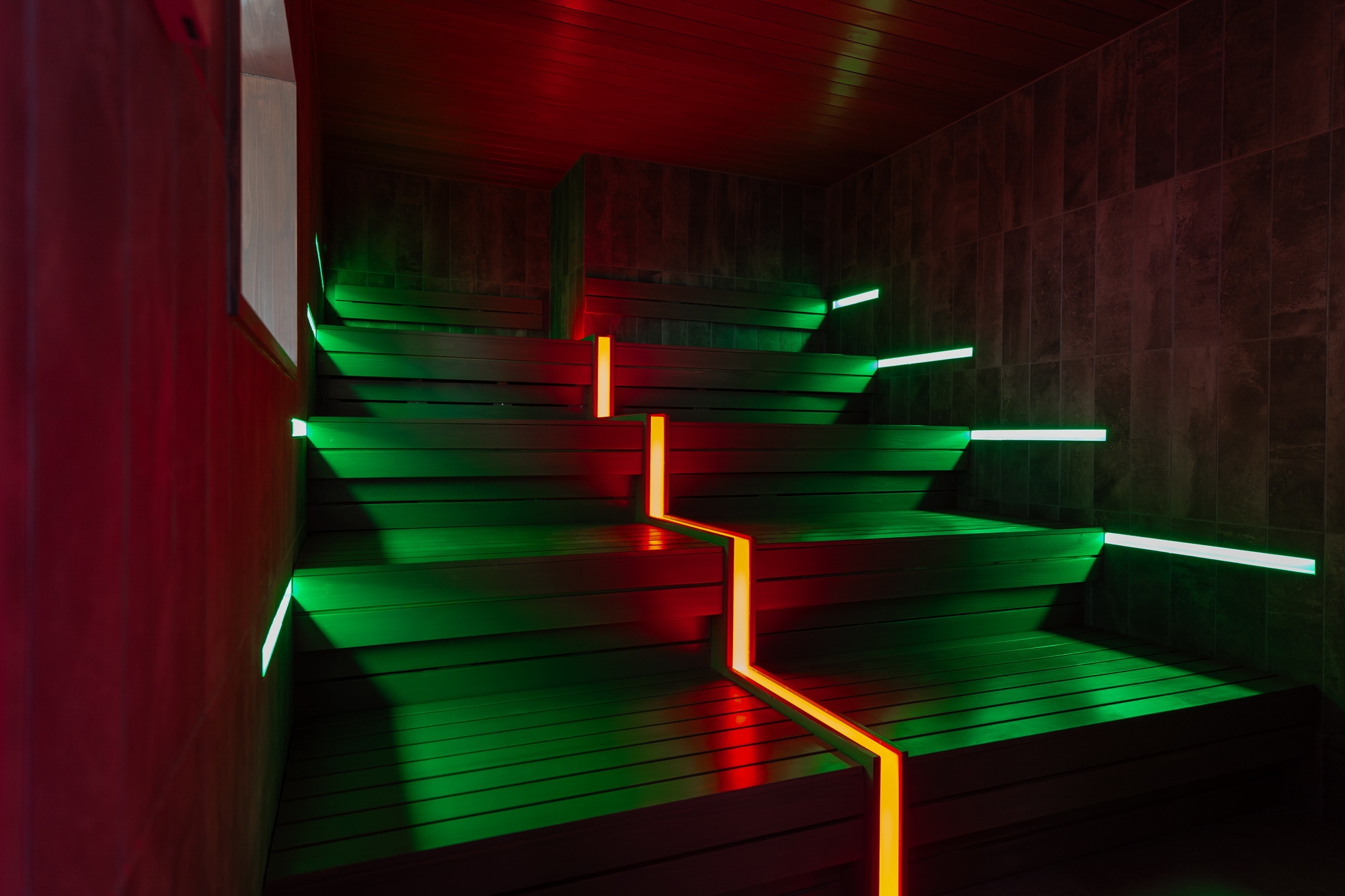 手ぶらで気軽に楽しめる！5つのサウナでととのう、リフレッシュステイ〜朝食ブッフェ付〜