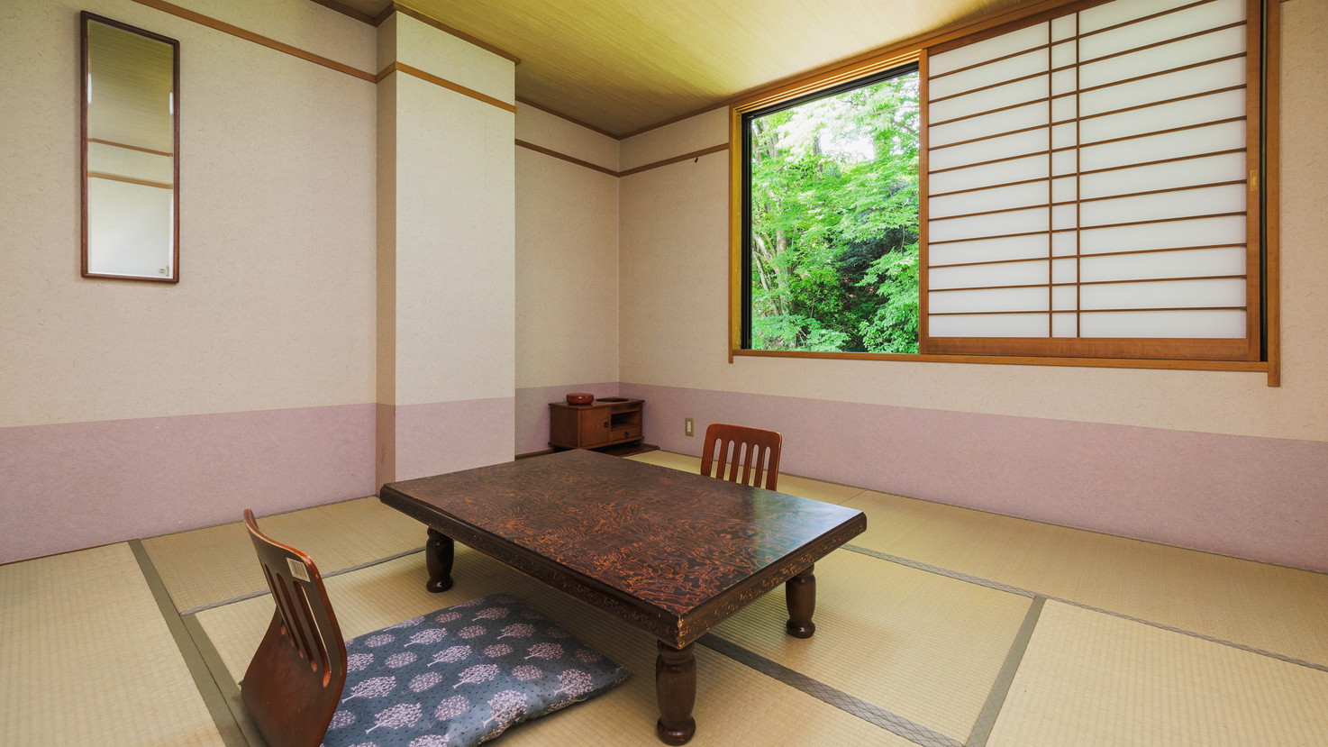 【和室8畳】お手頃に宿泊したい方におススメ！最上階の禁煙和室のお部屋でのびのび過ごせます。