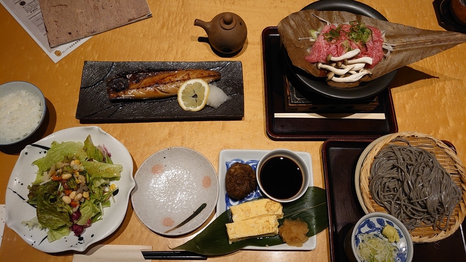 【2食付プラン】夕食は高田屋の日替わり定食！