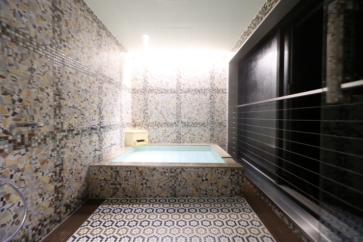 【杜の棟】半露天風呂付客室552・浴室イメージ