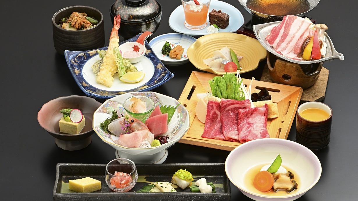 【団体専用】8名様から◆豪華なお食事を楽しむグレードアッププラン／夕食は宴会場で和食会席膳
