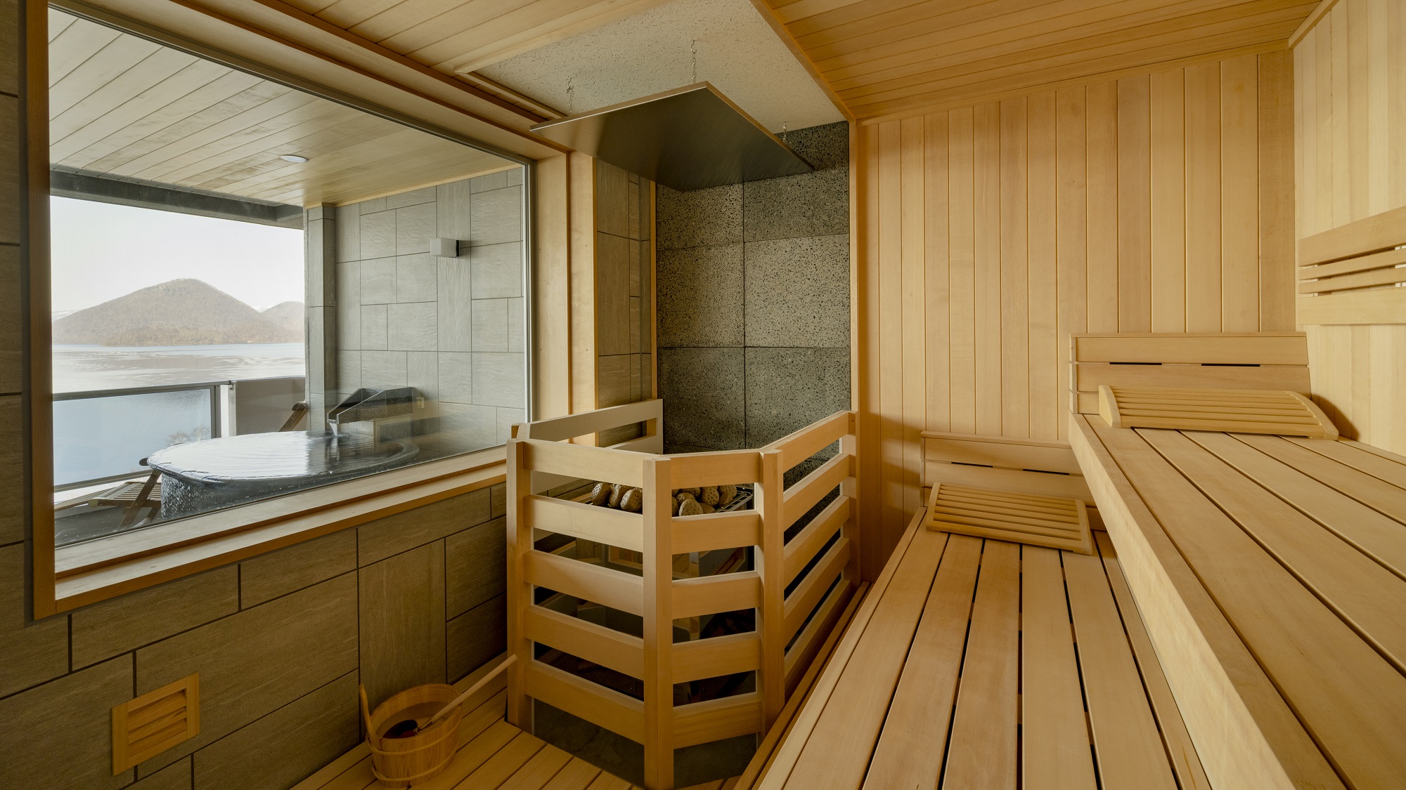 【貸切展望サウナ「saunoa room」】