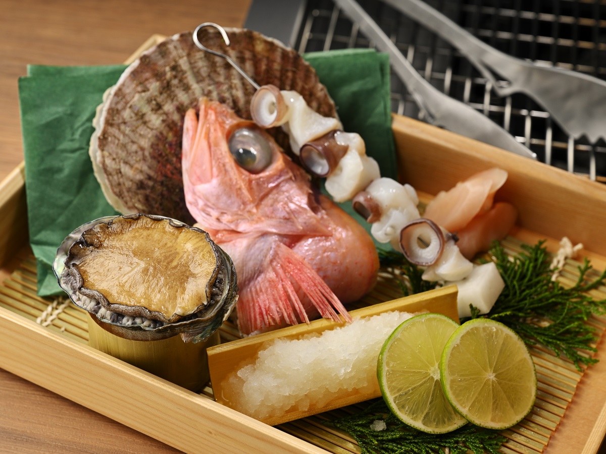 【炉端ダイニング】夕食(魚介類)