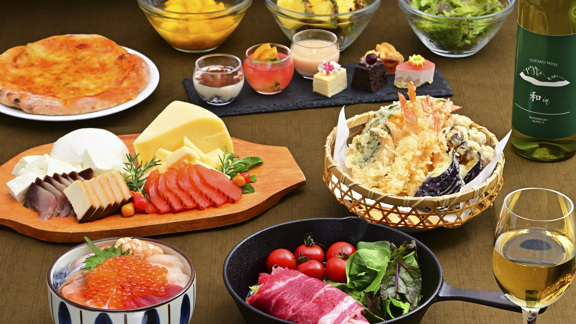 【夕食】天ぷら、パスタ、石窯焼ピッツァは出来立てアツアツをライブキッチンより提供
