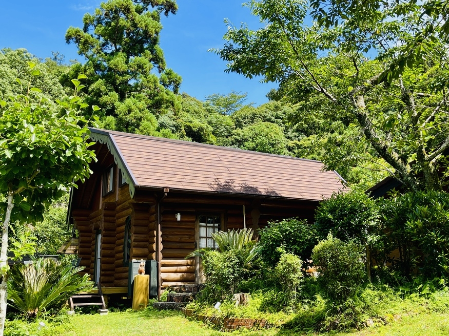 【C】憧れの手作りログハウス （1泊2食付） 